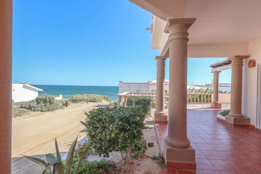 Marbrisa de Cortez, a beachside Property in Las Conchas