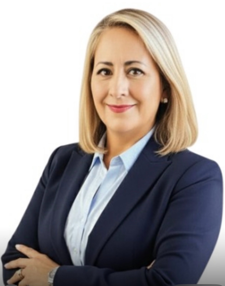 Patricia Real State Agent.